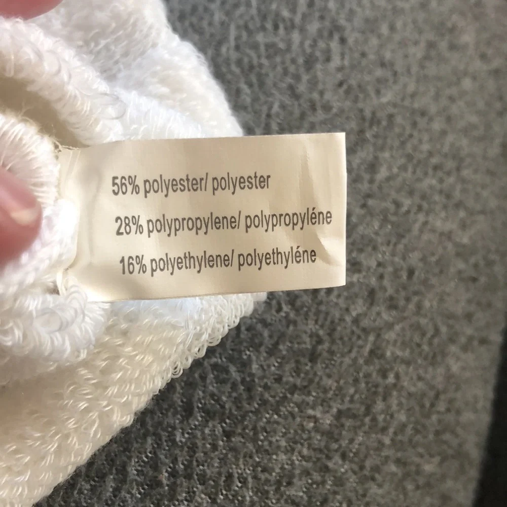 🌵 3/$15 White water shower bath scrubbing glove (see description)